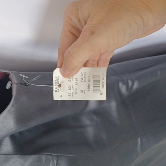 NWT BROOKS BROTHERS Dress Gray Silk Satin Sz 12, Side Zip, 20" PTP, 37" lg L - Picture 4 of 8